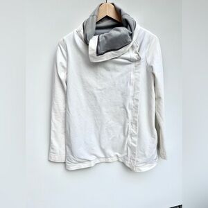 LULULEMON ivory wrap jacket size 6 Savasana off white  grey
